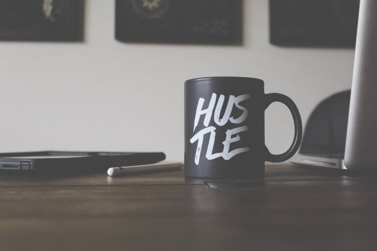 Escape the Corporate World: Why It’s Time to Start a Side Hustle
